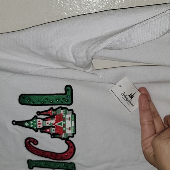 NWT Women’s Disney White Holiday Sweater size XS - Picture 5 of 7
